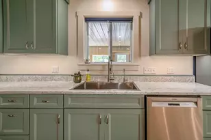156 Congress St, Belfast, ME 04915 - Photo 6
