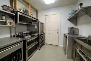 156 Congress St, Belfast, ME 04915 - Photo 22