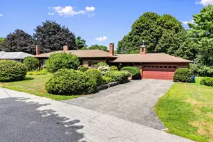 10 Barkley Ave, Auburn, ME 04210 - Photo 2