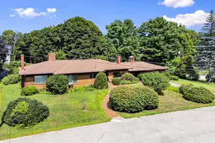 10 Barkley Ave, Auburn, ME 04210 - Photo 4