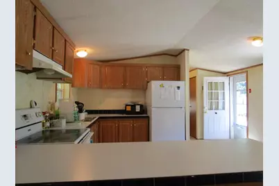 18 South Boulevard, Norway, ME 04268 - Photo 6