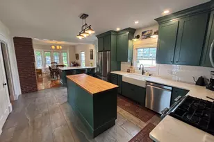 156 Lawrence St, Dover Foxcroft, ME 04426 - Photo 14