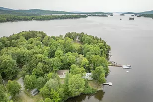 91 Lakeview St, Greenville, ME 04441 - Photo 2