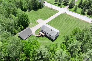 861 Coldbrook Rd, Hermon, ME 04401 - Photo 4