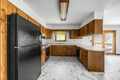 861 Coldbrook Road, Hermon, ME 04401 - Photo 14