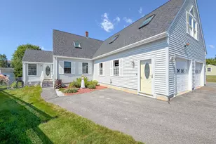 3 Parker Cir, Saco, ME 04072 - Photo 2