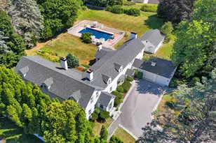 227 Foreside Rd, Cumberland, ME 04110 - Photo 2