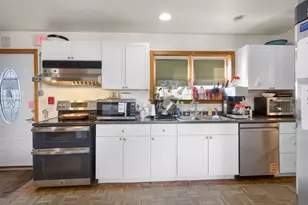 913 Essex St, Bangor, ME 04401 - Photo 16