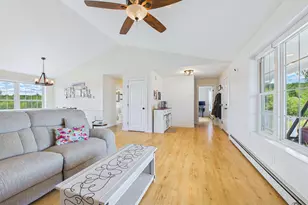 667 Newburgh Rd, Hermon, ME 04401 - Photo 14