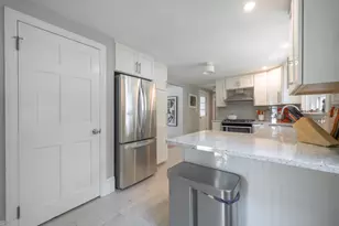 111 Elizabeth Rd, Portland, ME 04102 - Photo 16