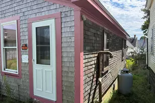 20 Boynton St, Eastport, ME 04631 - Photo 2