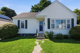 28 Oxford St, Augusta, ME 04330 - Photo 1