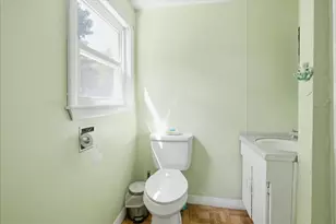28 Oxford St, Augusta, ME 04330 - Photo 30