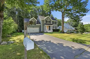 5 Cornerstone Dr, Falmouth, ME 04105 - Photo 2