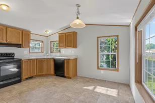 110 Blackberry Pl, Kittery, ME 03904 - Photo 12