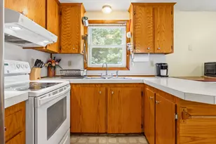 12 Serena St, Lisbon, ME 04250 - Photo 10