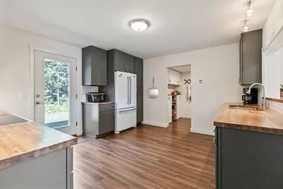 481 Bean Road, Mount Vernon, ME 04352 - Photo 18