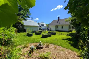 160 Perham St, Farmington, ME 04938 - Photo 14