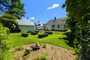 160 Perham St, Farmington, ME 04938 - Photo 2