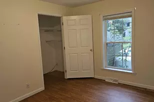 95 Pleasant St, Oxford, ME 04270 - Photo 16