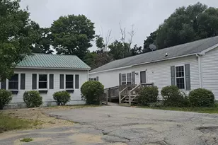 95 Pleasant St, Oxford, ME 04270 - Photo 2