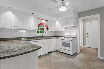 296 N Berwick Road, Wells, ME 04090 - Photo 6