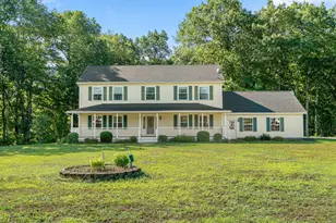 296 N Berwick Rd, Wells, ME 04090 - Photo 2