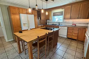 28 Baker St, Clinton, ME 04927 - Photo 6