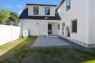 8 Collins Pl, Westbrook, ME 04092 - Photo 10