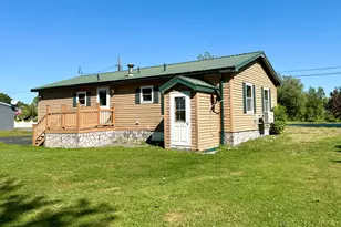20 Willow St, Calais, ME 04619 - Photo 4