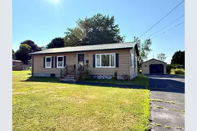 20 Willow Street, Calais, ME 04619 - Photo 2