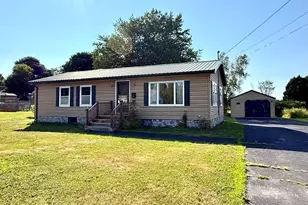 20 Willow St, Calais, ME 04619 - Photo 2