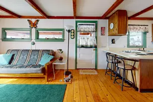 392 Memorial Dr, Winthrop, ME 04364 - Photo 6