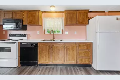47 Autumn Lane, Lewiston, ME 04240 - Photo 14