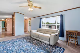47 Autumn Ln, Lewiston, ME 04240 - Photo 10