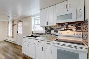 7 Washington St, Augusta, ME 04330 - Photo 6