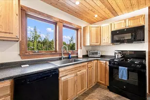 293 Dow Rd, Deer Isle, ME 04627 - Photo 16