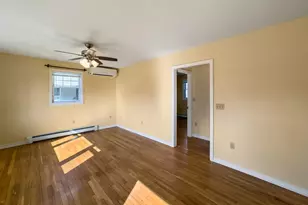 36 Pine St, Rockland, ME 04841 - Photo 8