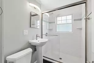 13 Wellington Rd, Portland, ME 04103 - Photo 12