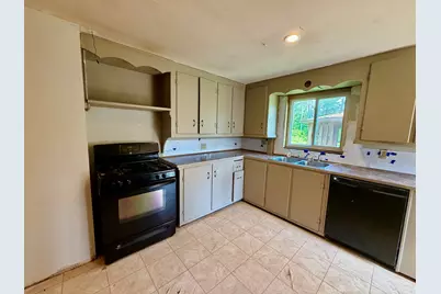 195 Estes Avenue, Palmyra, ME 04965 - Photo 20