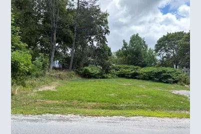 25 Spruce Street, Ellsworth, ME 04605 - Photo 2