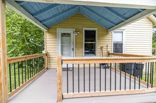 646 Riverside Dr, Augusta, ME 04330 - Photo 14