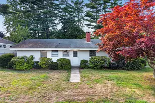 31 Moorview Ave, Ogunquit, ME 03907 - Photo 6