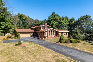 2 Brookfield Rd, Falmouth, ME 04105 - Photo 1