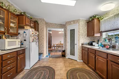 10 Rachel Street, Sabattus, ME 04280 - Photo 6