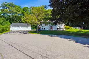 17 Rolfe Cir, Gardiner, ME 04345 - Photo 1