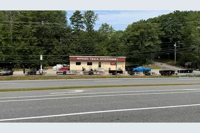1509 Washington Street N, Auburn, ME 04210 - Photo 2