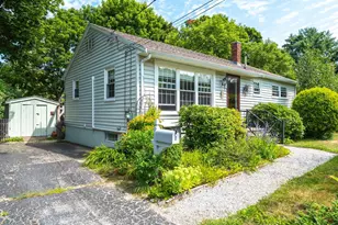 1 Katherine St, Brunswick, ME 04011 - Photo 2