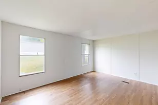 18 Purington Ave, Mechanic Falls, ME 04256 - Photo 16