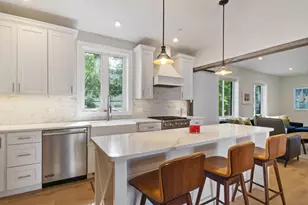 44 Quebec St, Portland, ME 04101 - Photo 10
